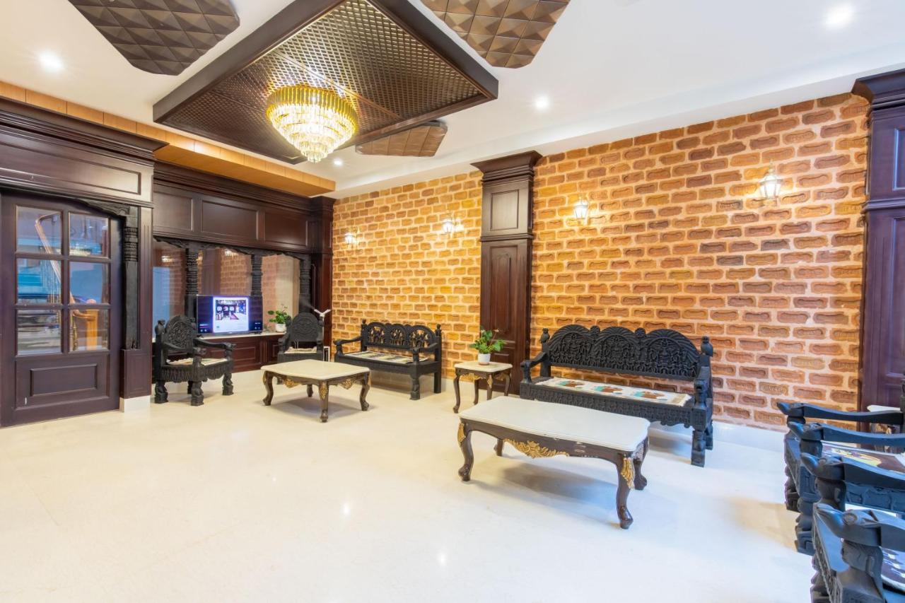 Hotel Pabera Heritage Boutique Катманду Экстерьер фото